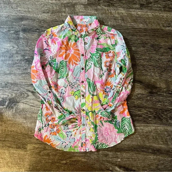 {Lilly Pulitzer by Target} button down floral shirt - Picture 1 of 6